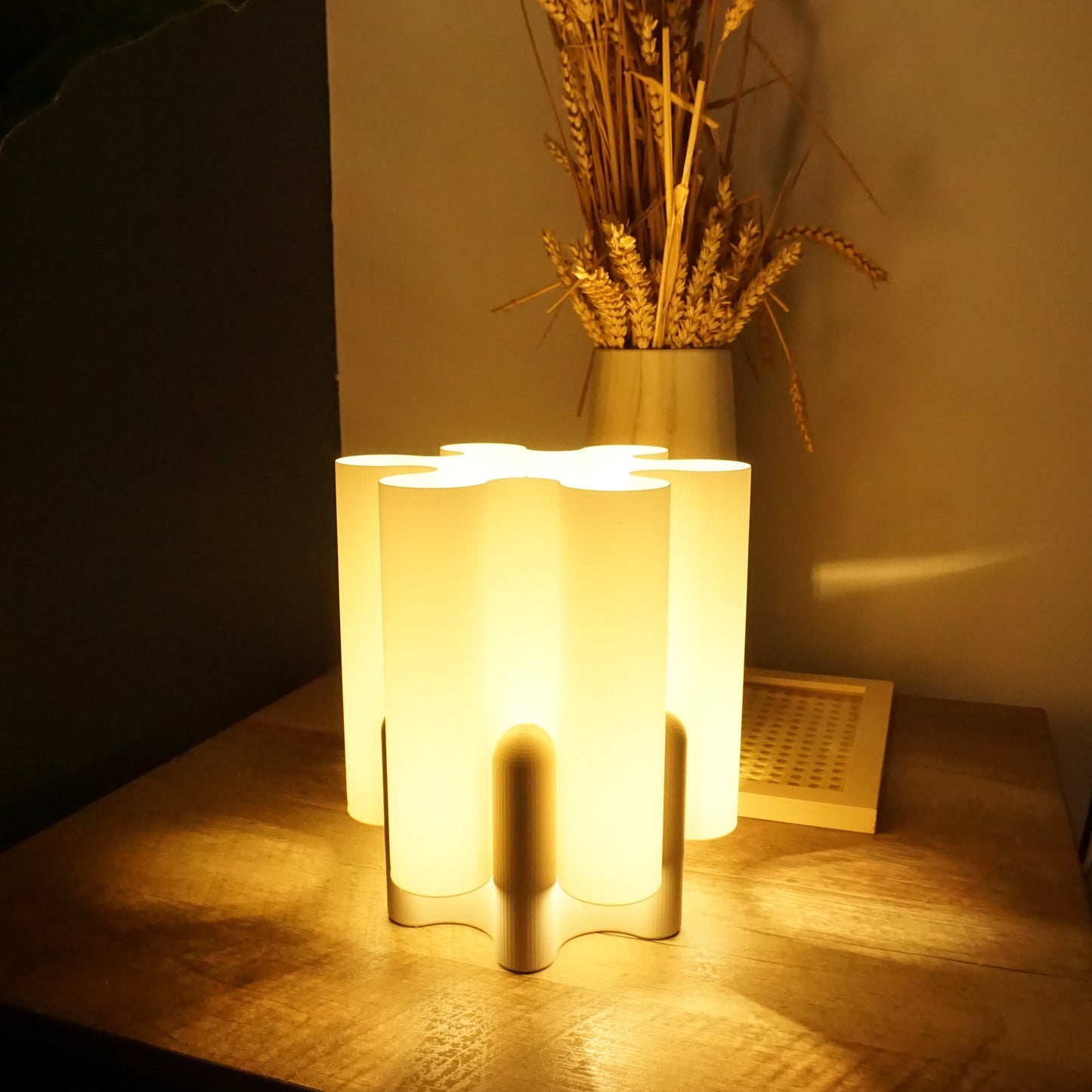 Mastor Lamp