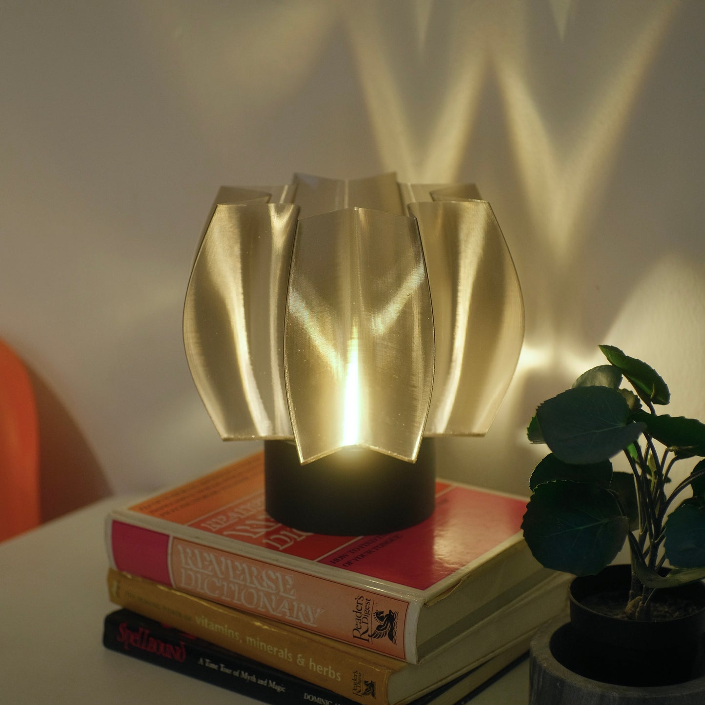 Malik Lamp