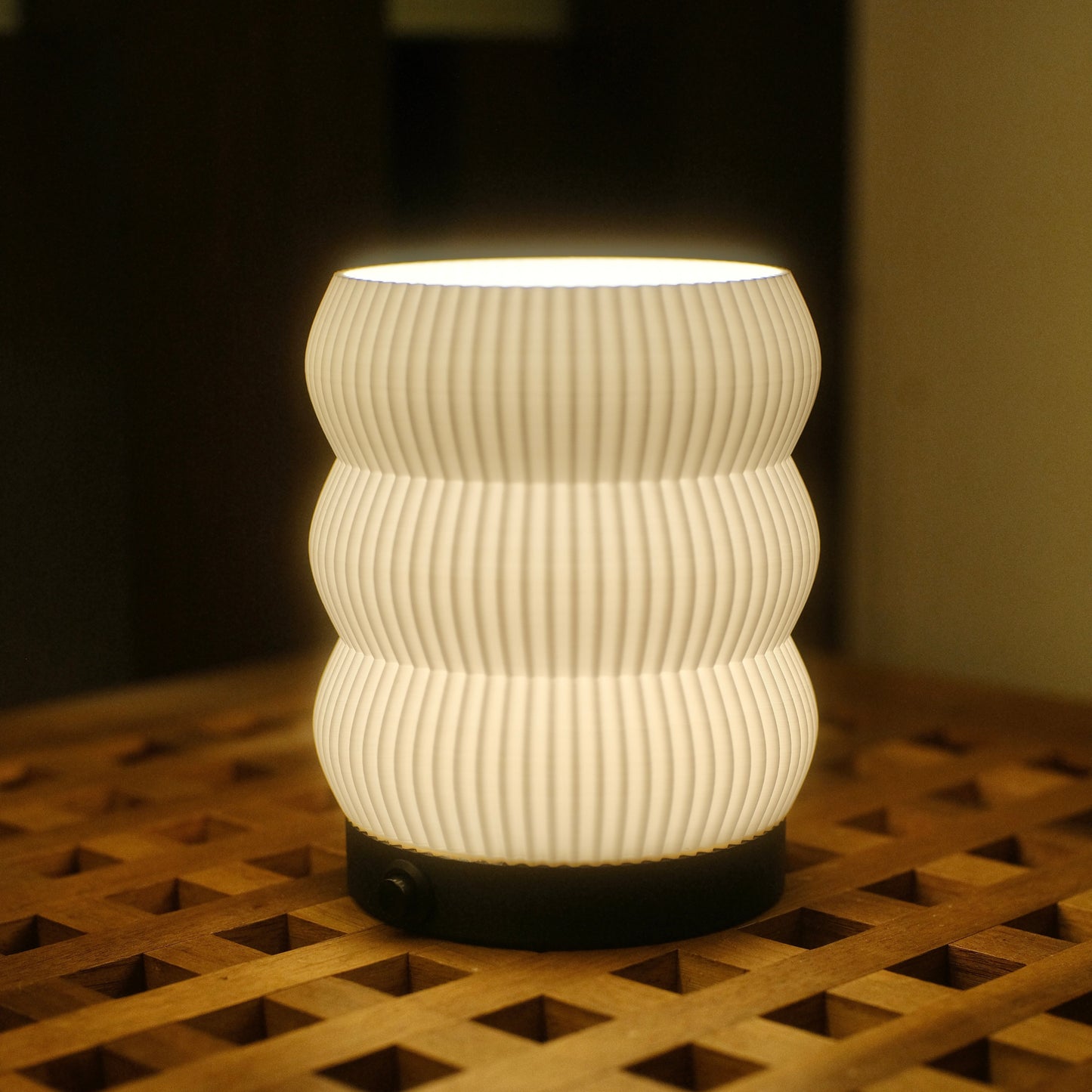 Amelie Mini — Cordless & Dimmable