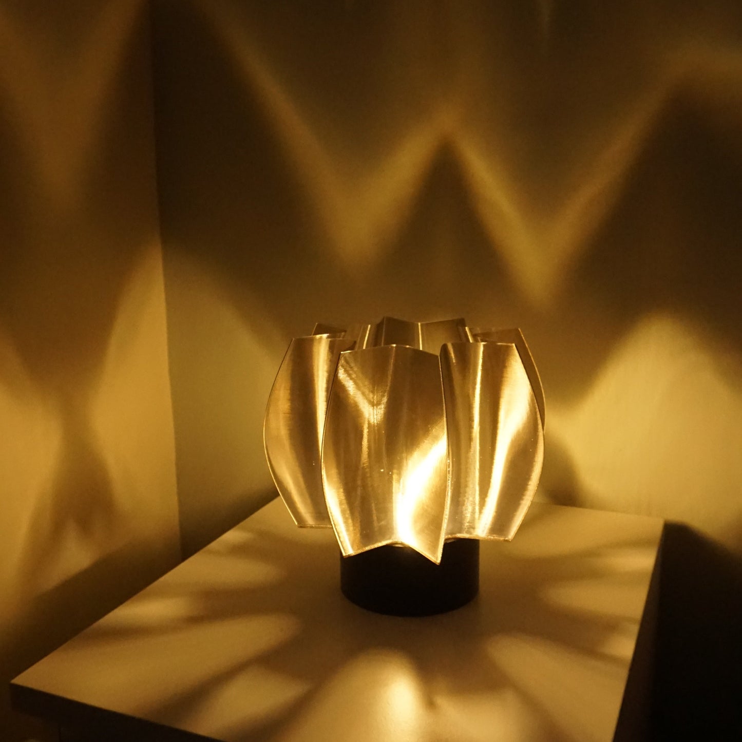 Malik Lamp