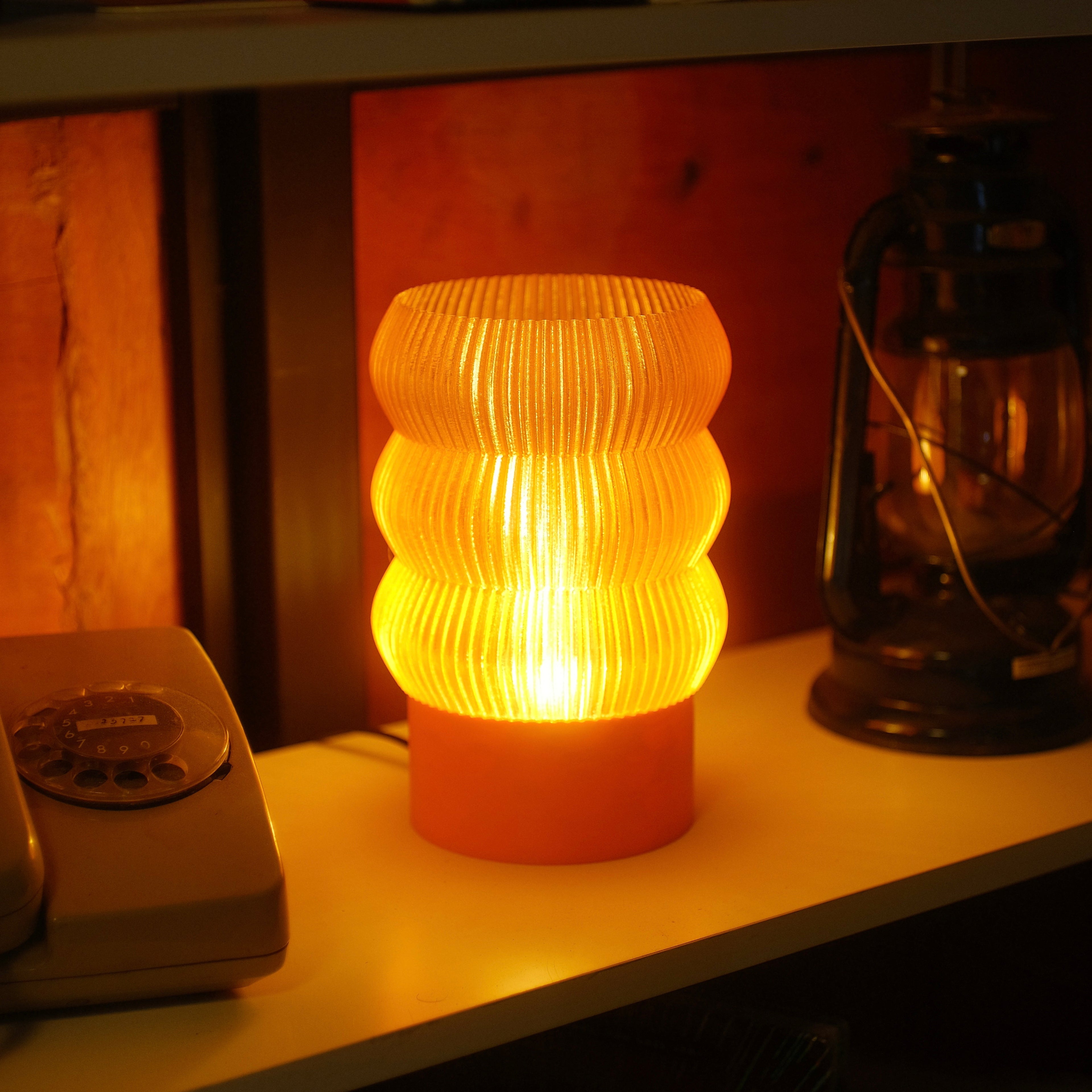 Amelie Lamp Orange